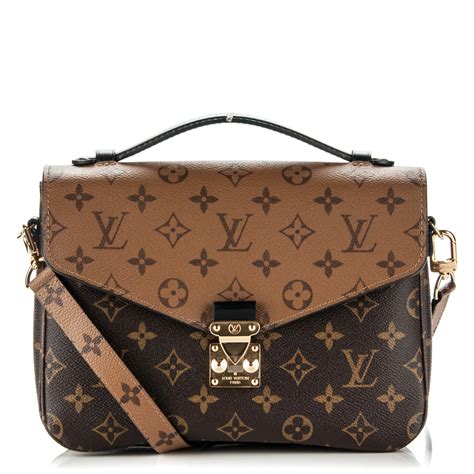 LV Pochette Metis: Luxury Monogram Handbag .